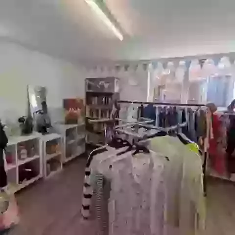 Reclothe - Our Second Hand Shop